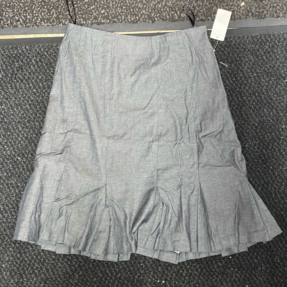 Gap Skirt